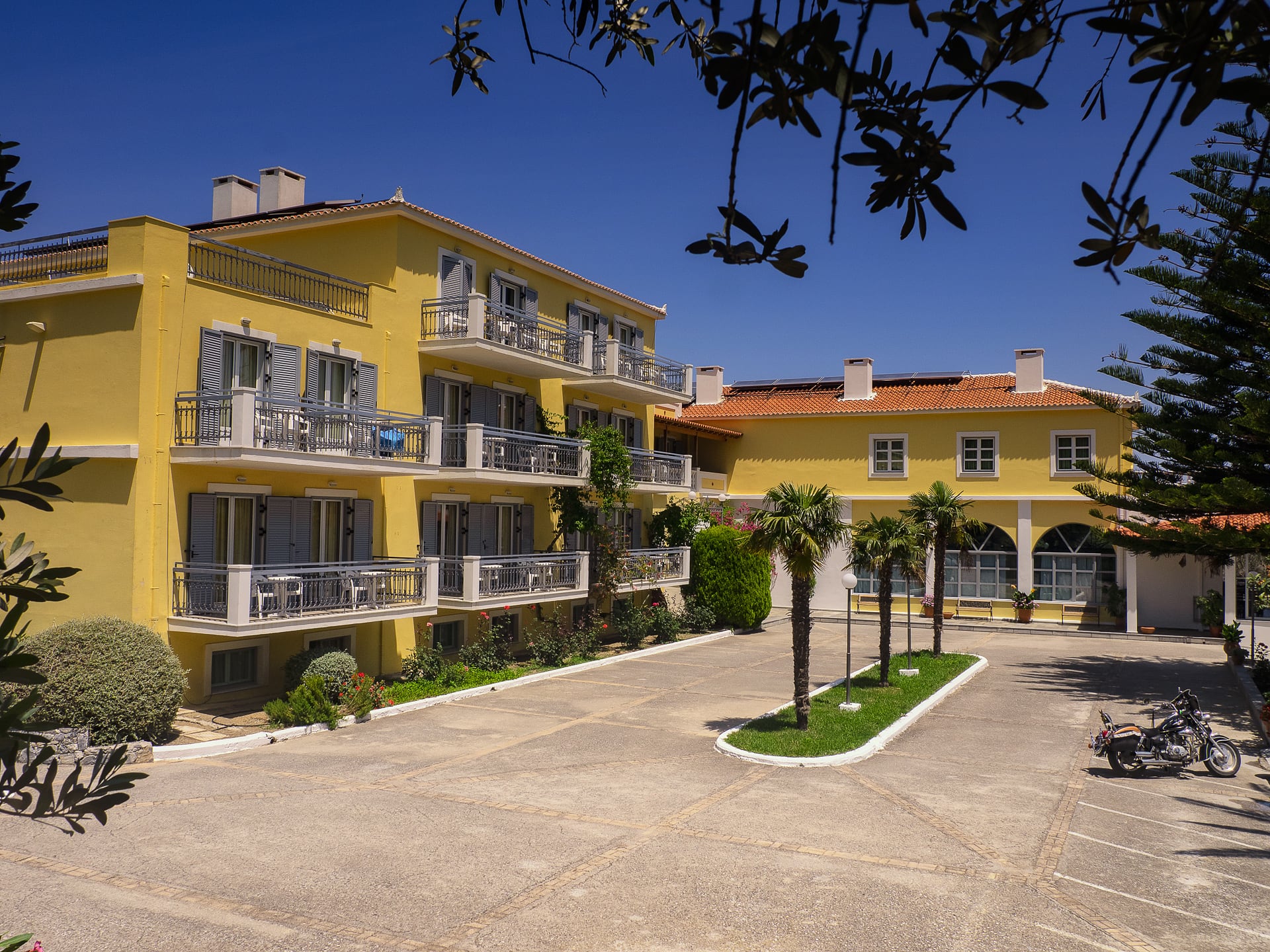 Griechenland Samos Hotel Arion Parkplatz