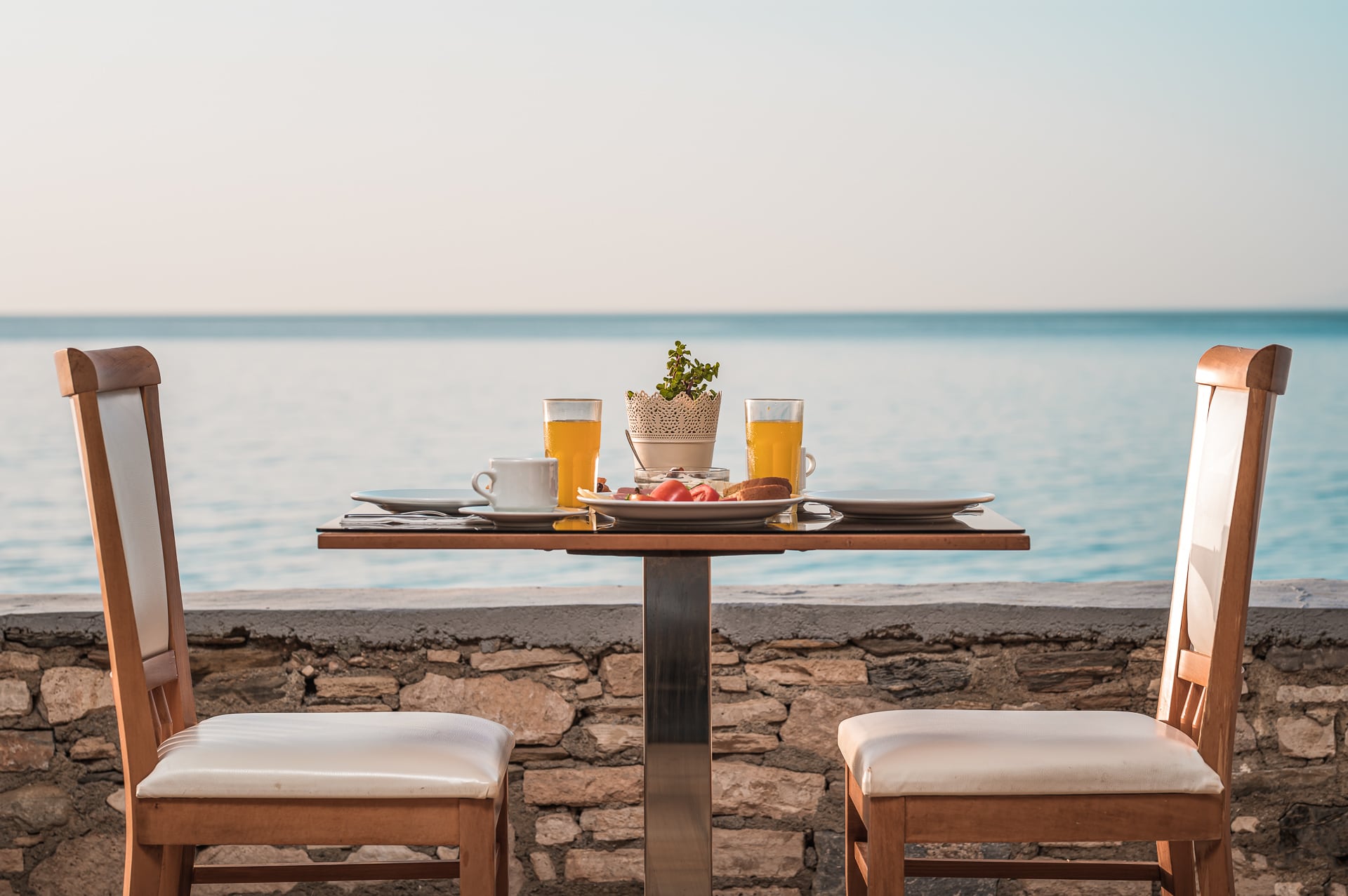 Griechenland Samos Hotel Hydrele Beach Restaurantterrasse